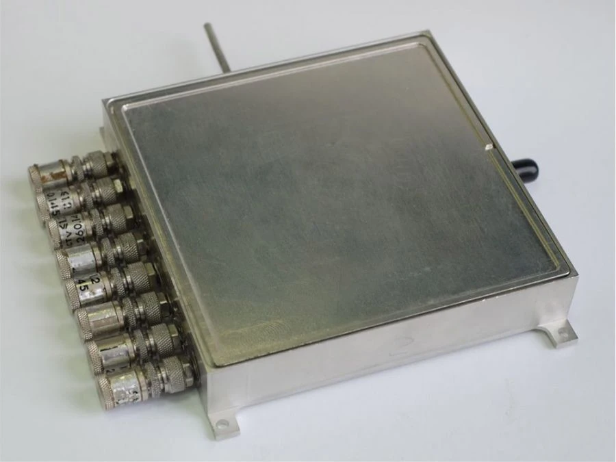 Synth dividers, power adder for eight channels