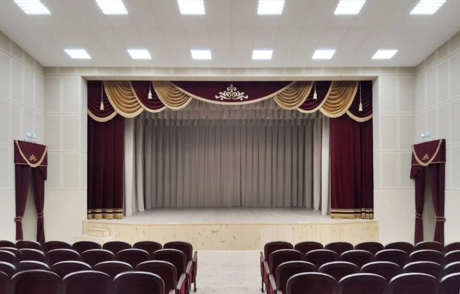 خلفية نسيجية للمسرح من ماركة فيرا