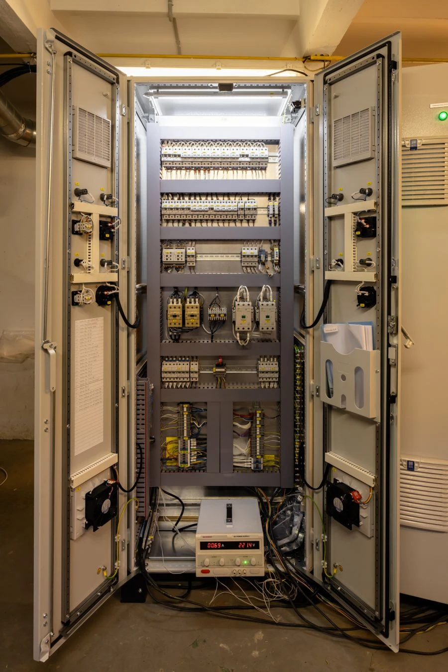 Cabinets of Tekon software and hardware complexes of SHKA-P type