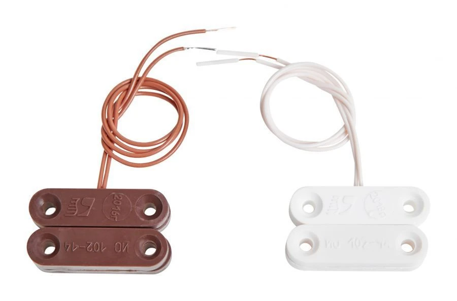 Magnetic contact point intrusion detector IO 102-14 (brown)
