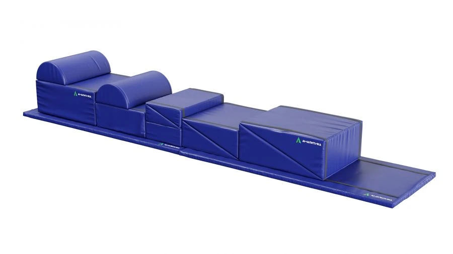 Set of polyvalent mats and modules
