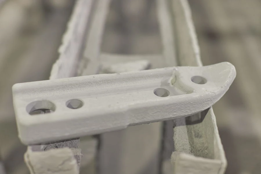 Advancing skis