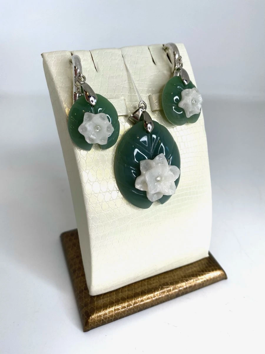 Jewellery set "Lily" (jade)