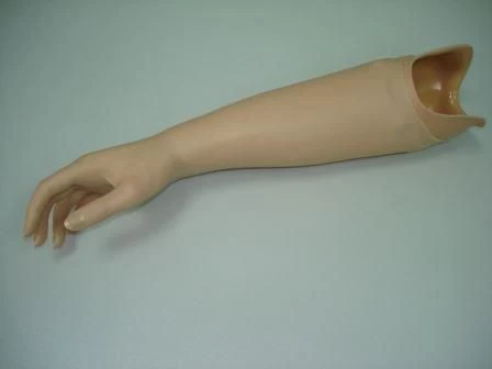 Cosmetic forearm prosthesis
