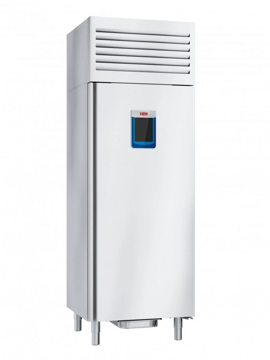 Blast chiller with twenty levels for GN 1/1 gastronorms or 600x400 mm trays, modernised with panel, SHOK