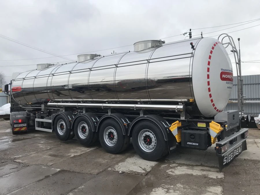 Four-axle tank semitrailer, load-bearing, commercial name GIGA, type 91533, modification 915332, on chassis