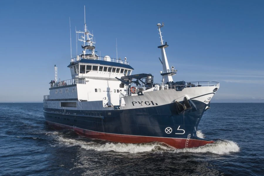 Longline crab fishing vessel Project 03070