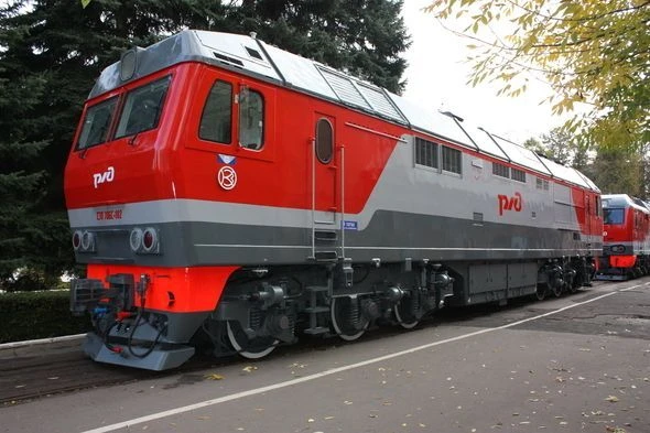Traction synchronous AT2C-2800/600 traction unit