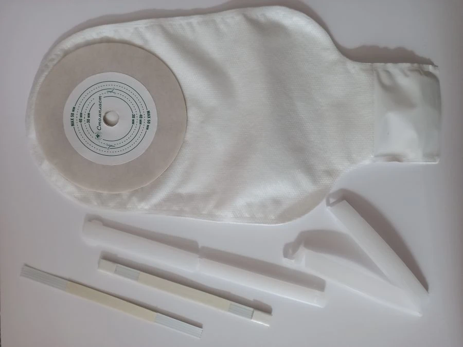 Stomplast single-component drainable colostomy bag with one-sided soft liner, with filter, diameter of stencil for cutout