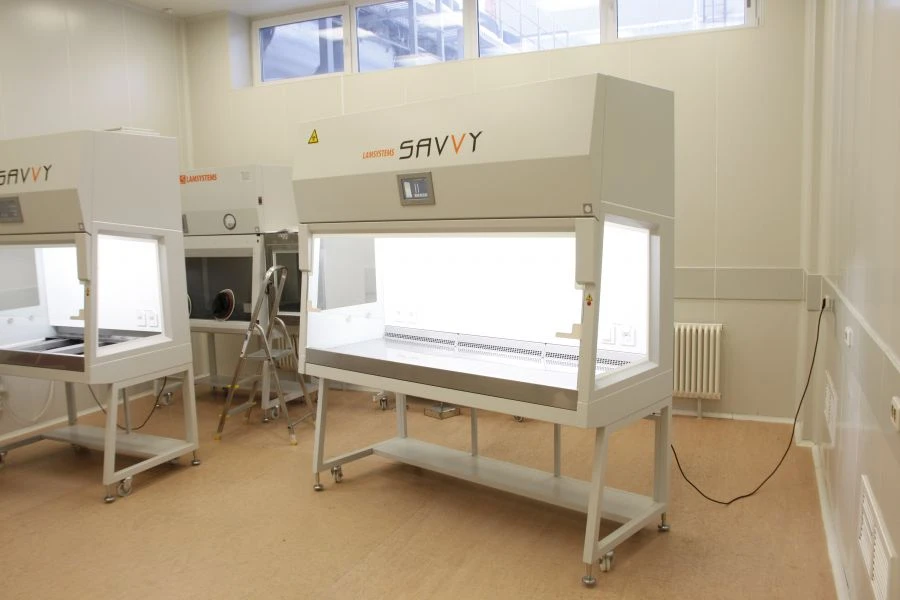 Microbiological safety box BMB-II-Laminar-C-1,8 (SAVVY)