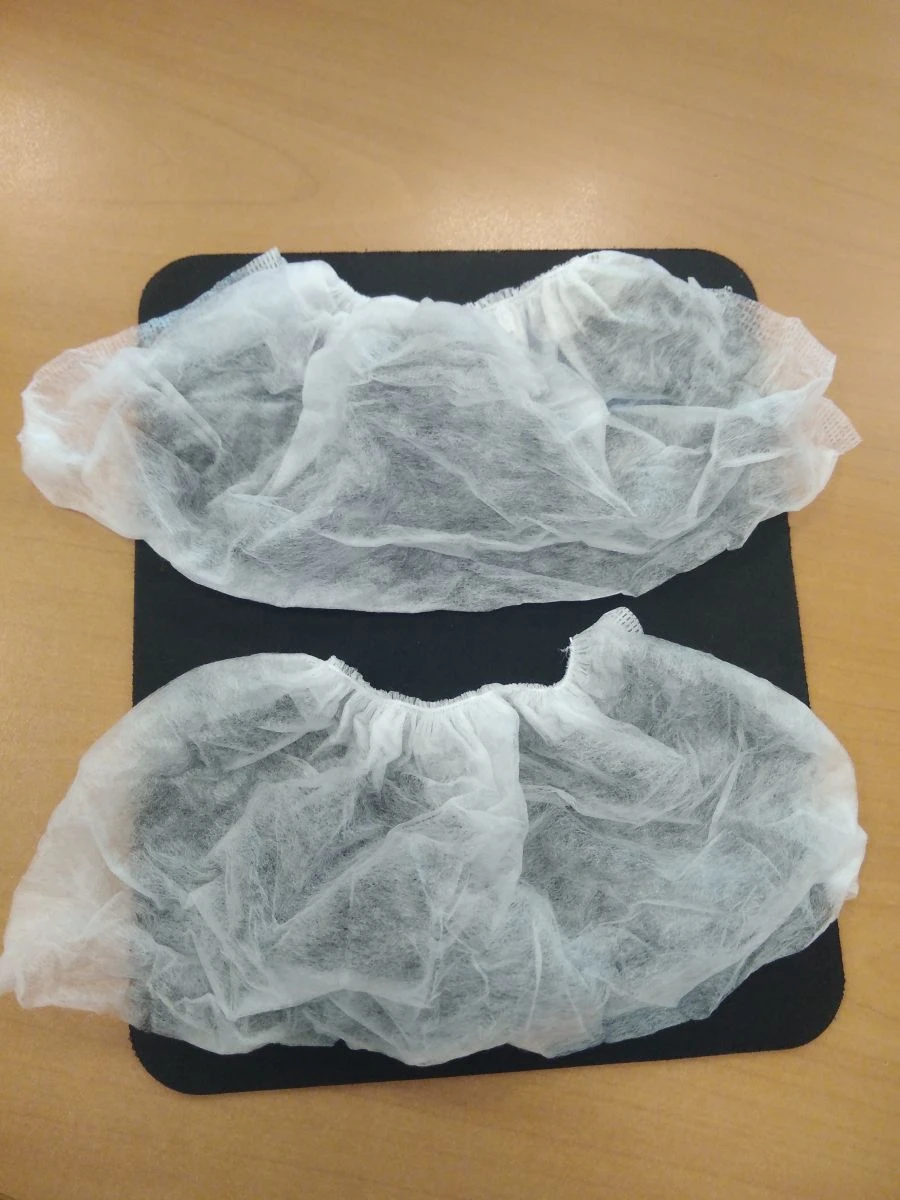 Disposable medical shoe covers according to TU 32.50.50-003-70834095-2019, ECONOM(C), in the following articles: MSP10S/116: MSP