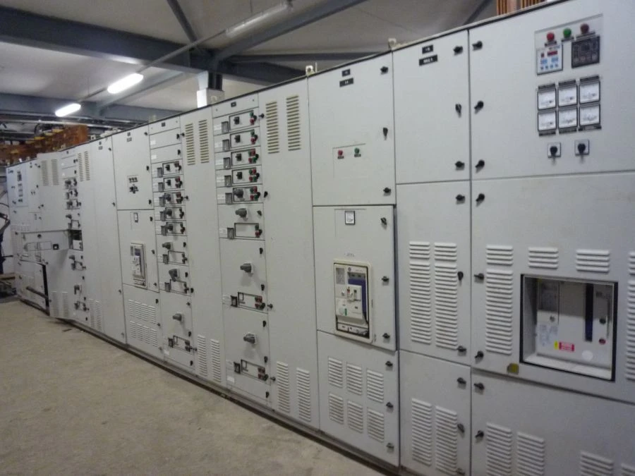Low-voltage complete device "Yashma" series