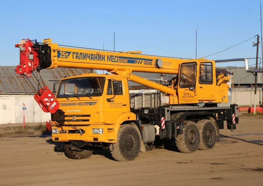 Truck crane ??-55713-5B-1 and its modifications (using cab ??-55713.52.100-6 and its modifications) (special, autoclave) (specia