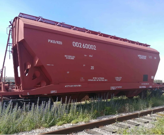 Hopper wagon of hopper type for transportation of mineral fertilisers model 19-6722-01