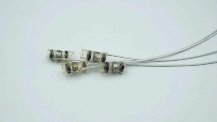 Solder sleeves connecting GStpr-F with wire