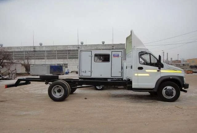 Trucks with diesel engine type 47122, modifications 47122M on the basis of GAZ C42R36 chassis