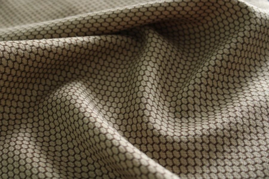 Semi-sheer worsted worsted suit fabric Article No. 19c84cAR-DYA colour 7-7