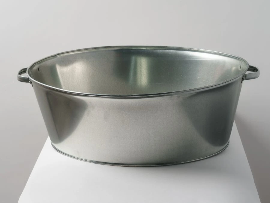 Galvanised bathtub 45l