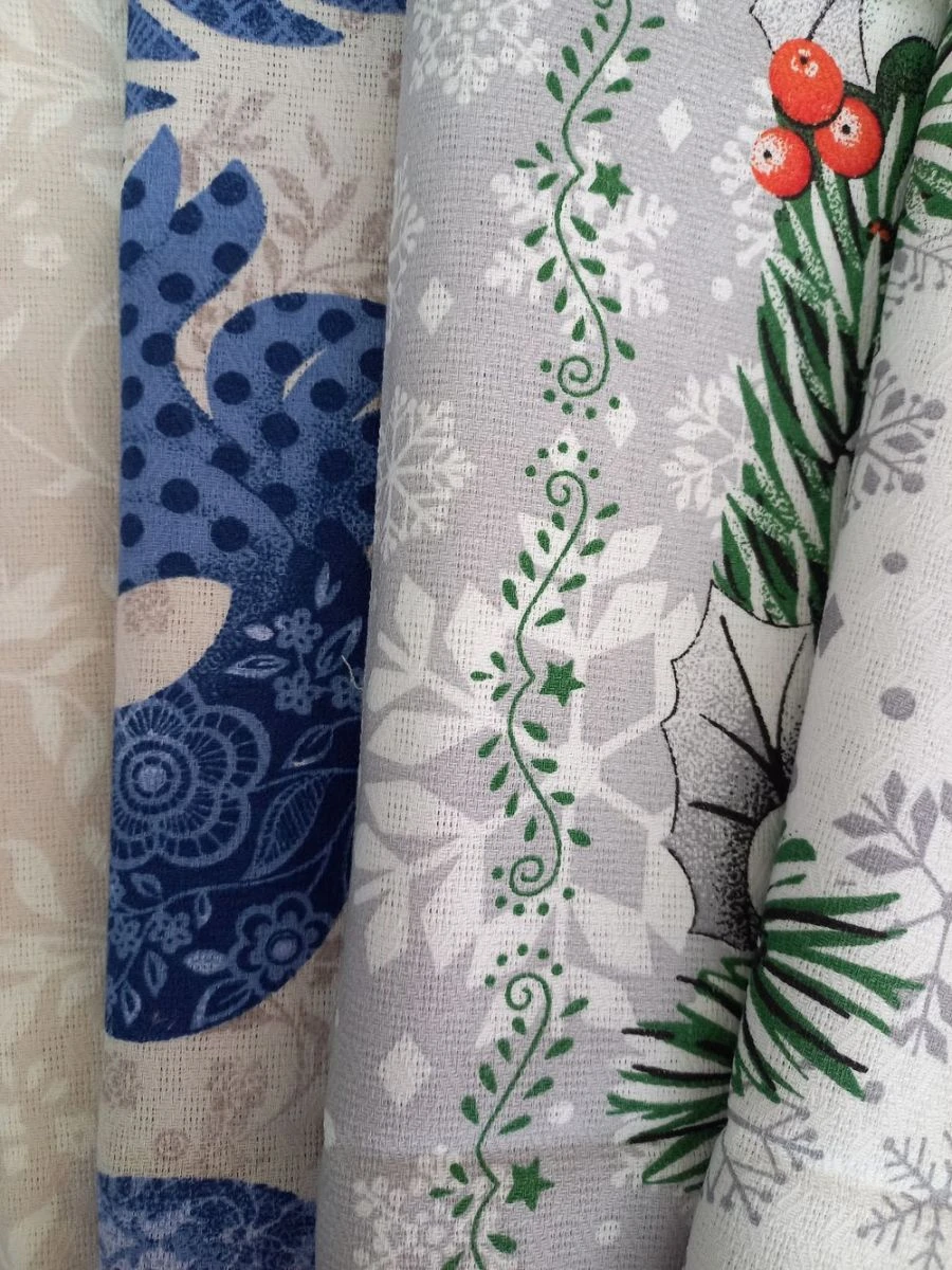 Cotton fabric of combined weave "Snowflake" with oil-repellent impregnation, not visible to the naked eye, printed smoothly