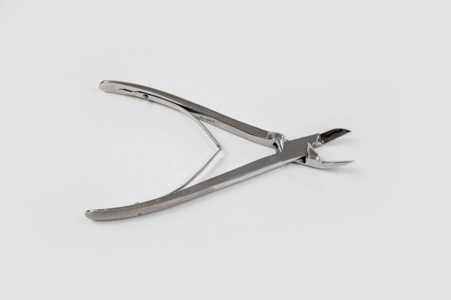 VZ-Shch-60, Bone cutters with extended handles according to Liston.