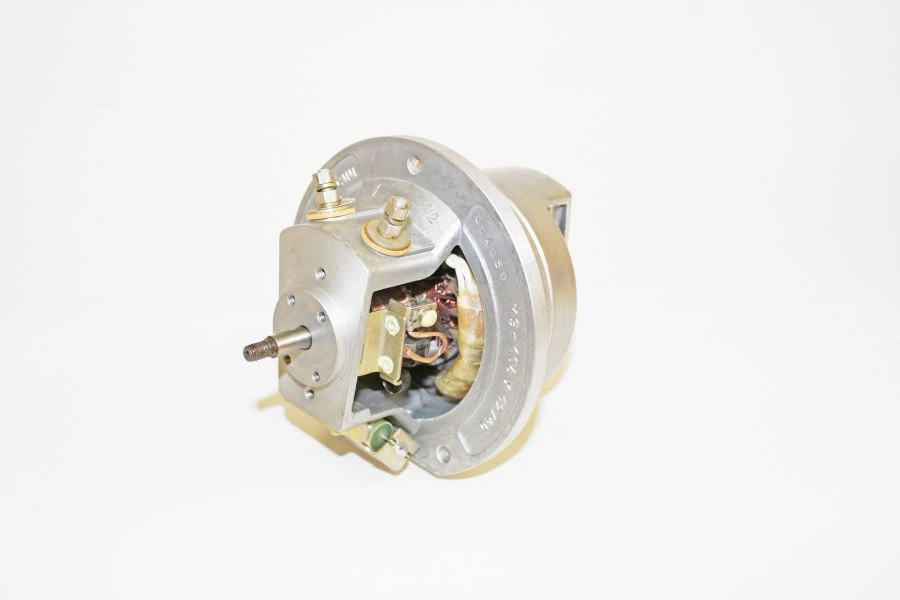 Electric motor for heating and ventilation units ME-65V1U-UHL