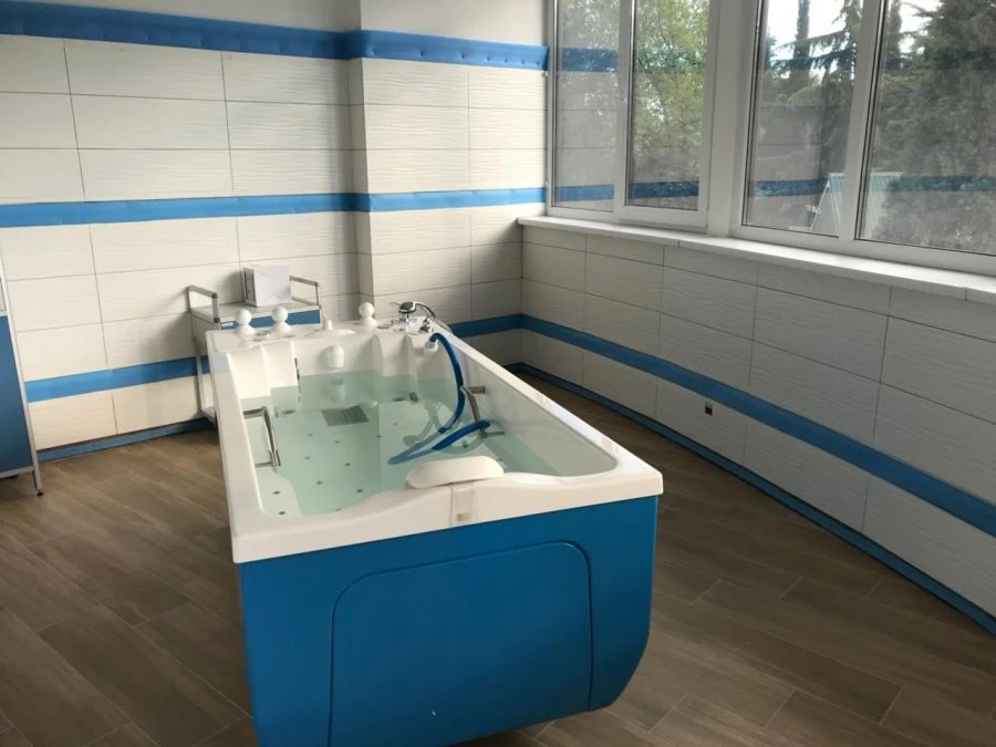 Water therapy bath "LADOGA", modification - hydro-aeromassage with PDM