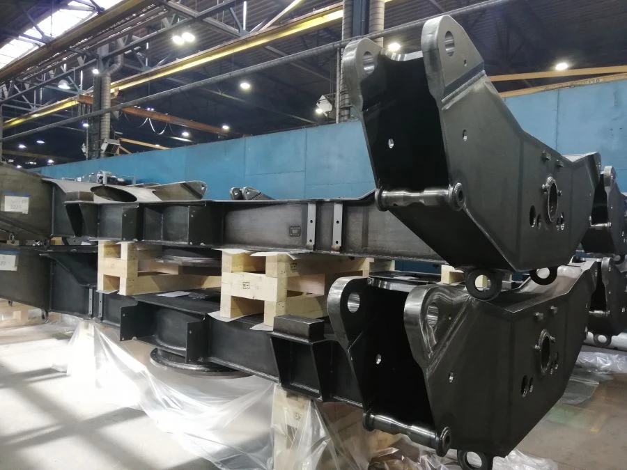 6085673- Lower frame of Cat M3024 MH hydraulic excavator manipulator