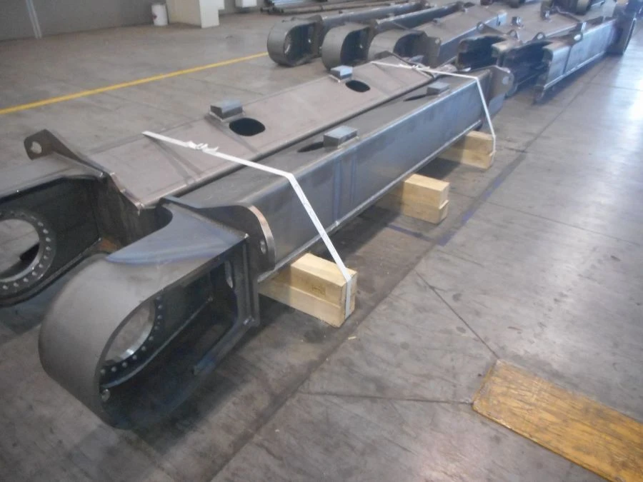 13484288 Longitudinal welded member on left side