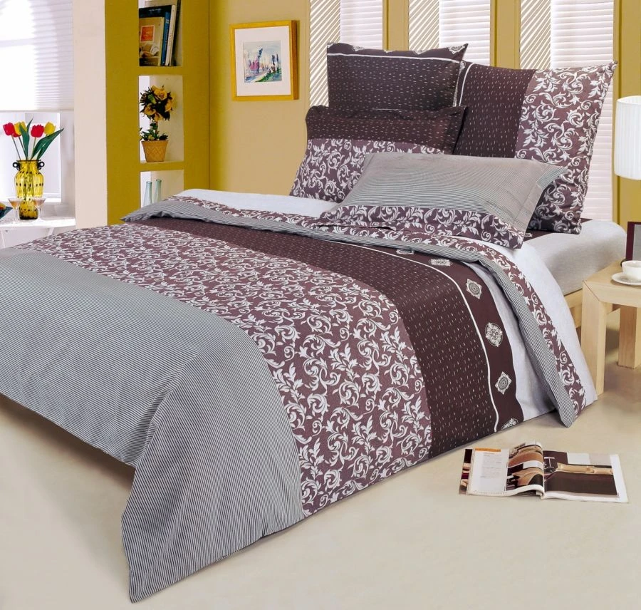 Bed linen of mixed and synthetic fabrics: sheets, pillowcases, duvet covers in sets and separate items