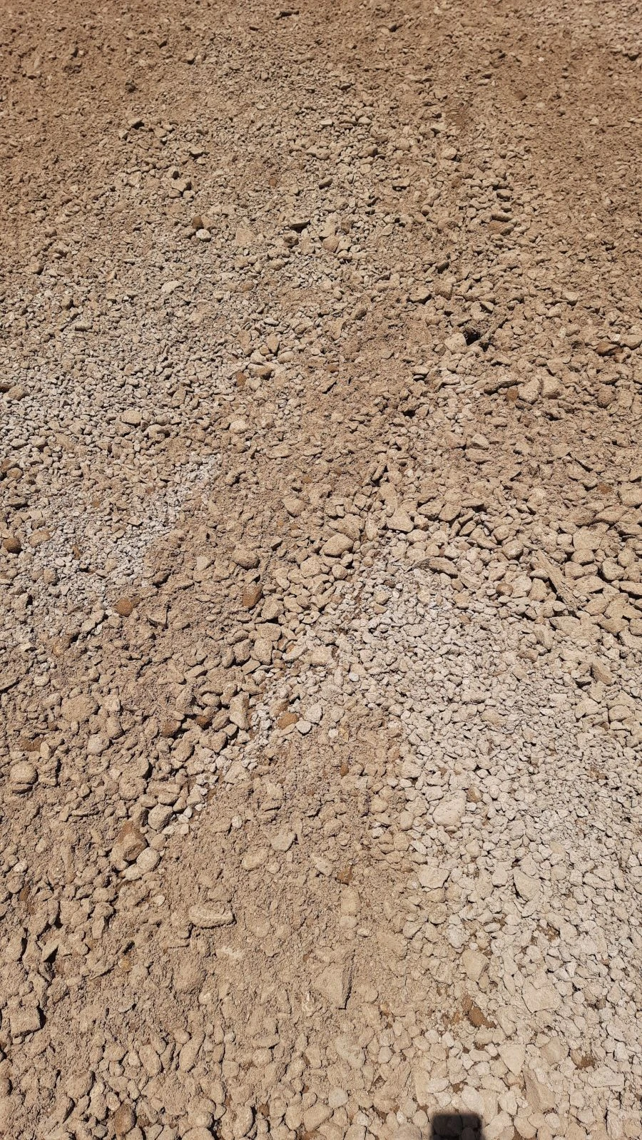 Crushed stone-gravel-sand mixtures of C5 grade