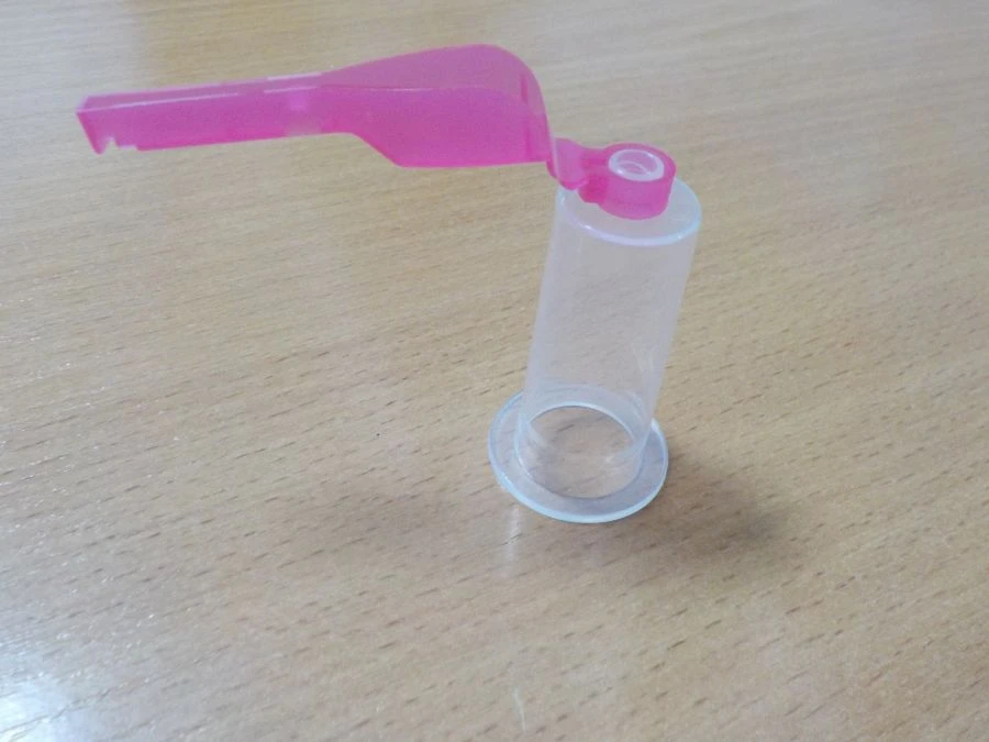 Holder (adapter) for vacuum blood collection systems "BERIMED"® according to TU 32.50.50-003-23228533-2017 with cap