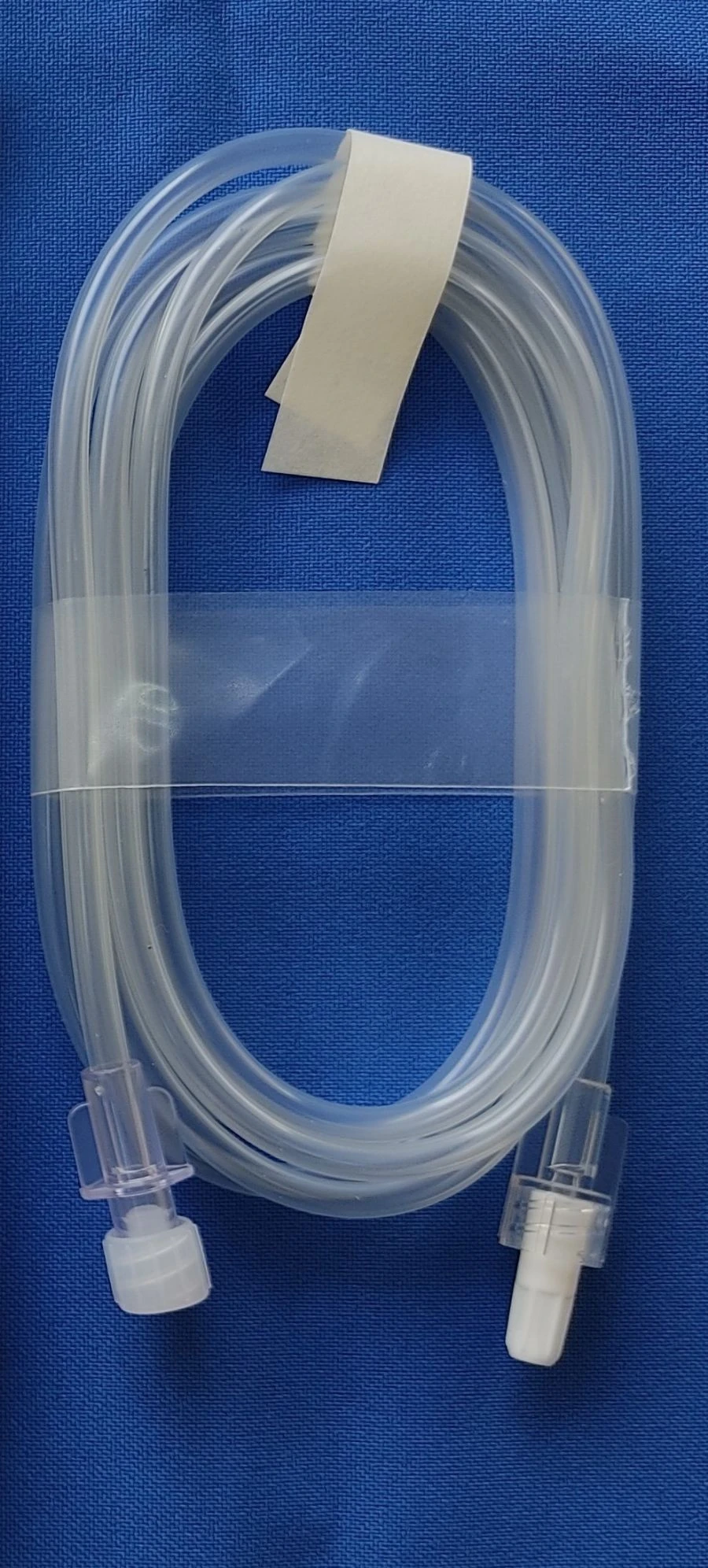 Single-use medical extension 3,0x3500 mm, version 2 (with luer-lock male tip and luer-lo handpiece)