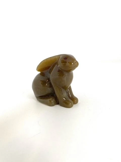 Hare (honey jade)