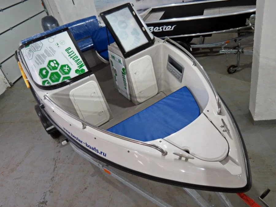 BESTER-485 fibreglass motorboat