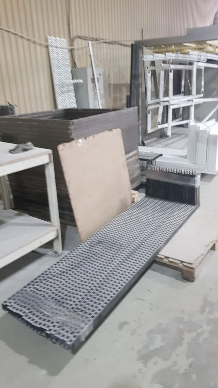 Metal supports, frames