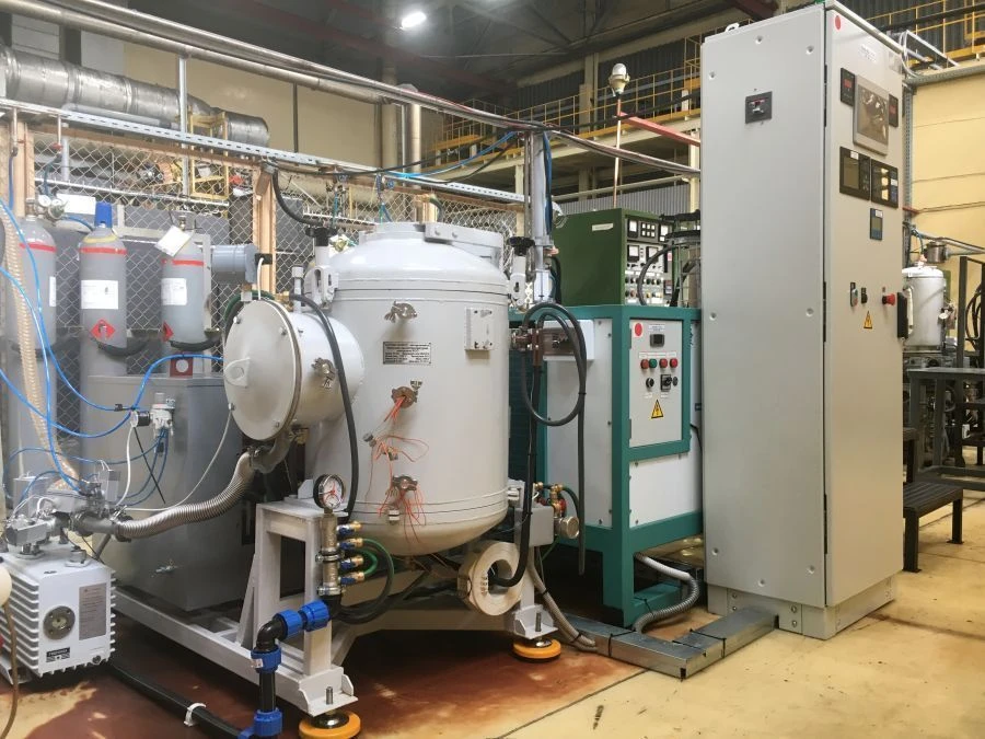 Vacuum shaft electric resistance furnace SSHVE-1.2.5/25