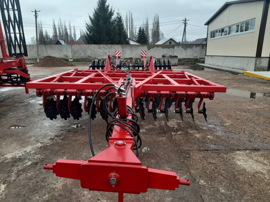 Zubr" ChDA-4 diesel-disc machine