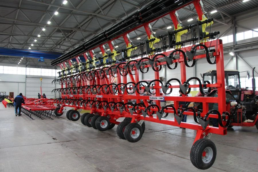Medium seedbed cultivator "Tillermaster 11000"