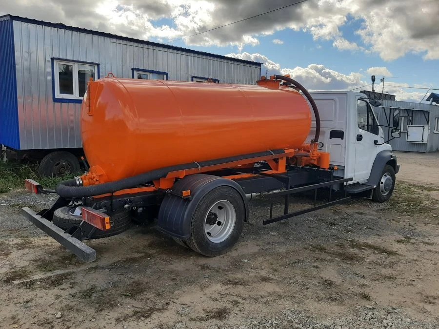 Vacuum tank truck type 2790E, modifications 2790E-18 on the basis of GAZ chassis, C4 modifications C41R13, C41R16.