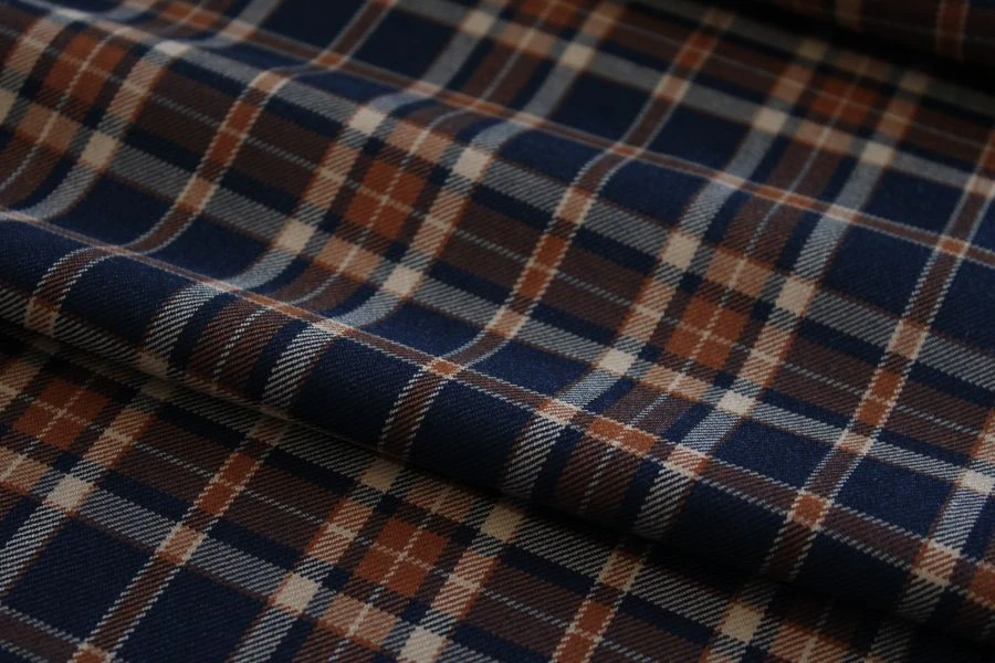 Semi-sheer worsted worsted suit fabric Article No. 06c50c-DYA, colour 324-73