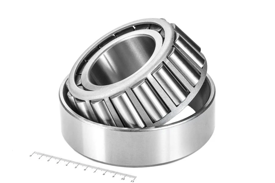 Single row tapered roller bearing 6-7615A.