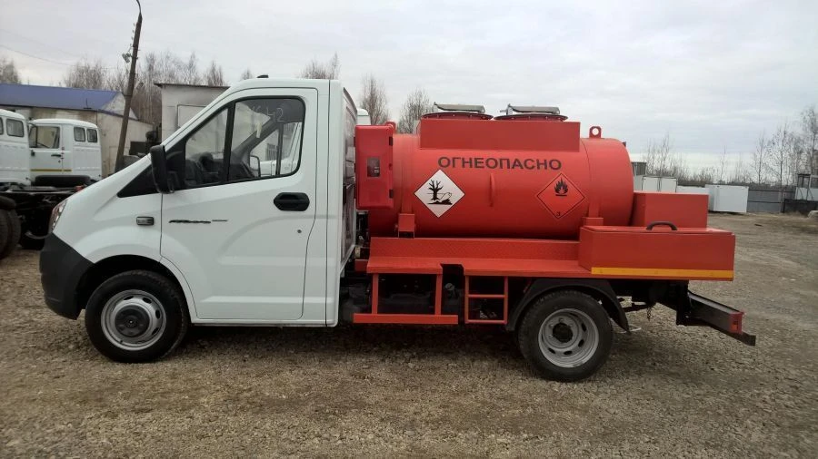 Fuel tanker type 2790H, modification 2790H-01 on the basis of GAZ A chassis, modifications A21R22