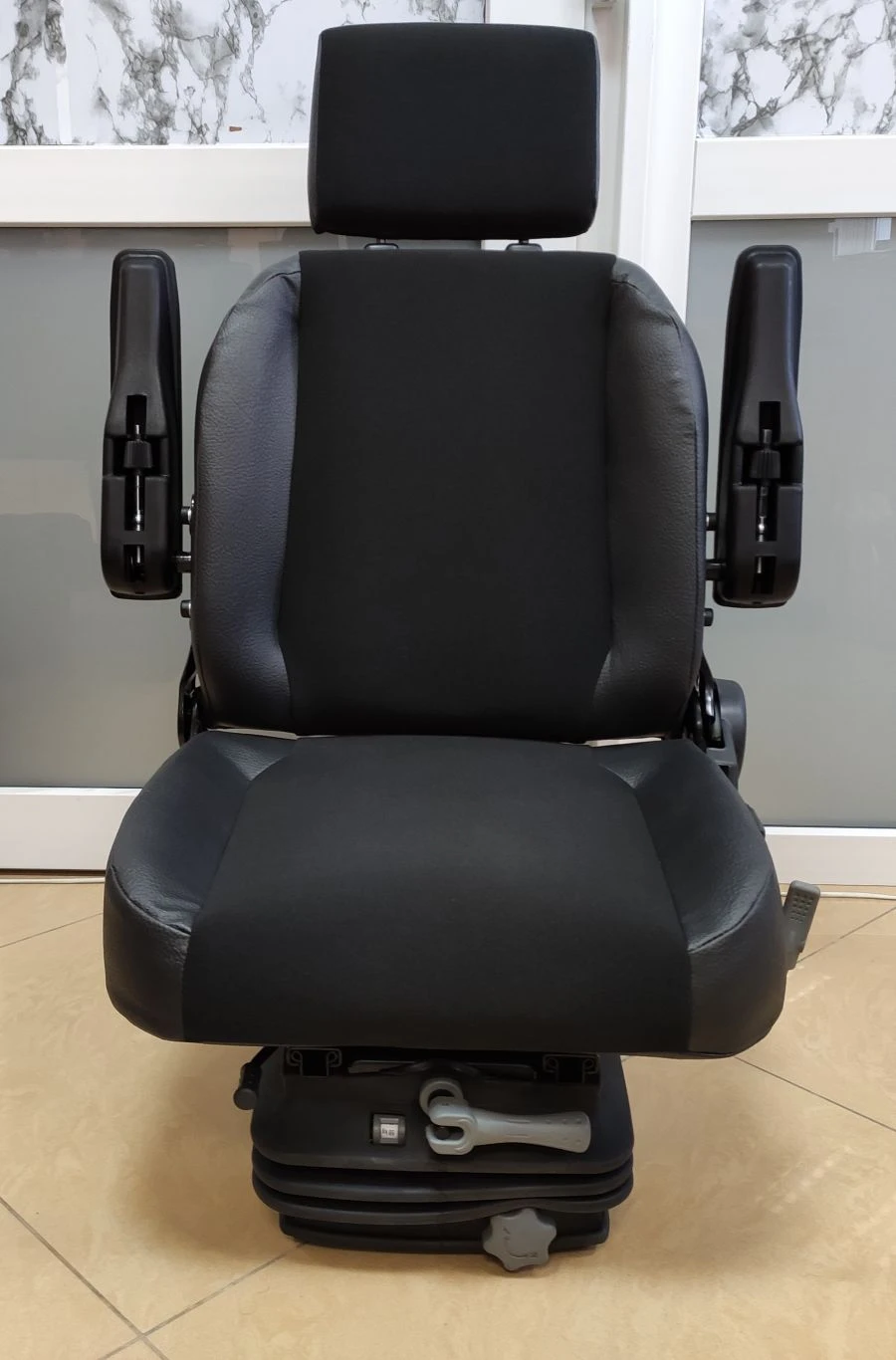 Operator's seat ST 111.110.002-K