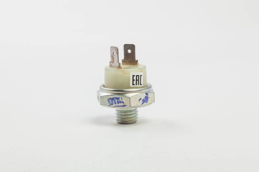 2802.3829010 Brake signal pneumatic switch