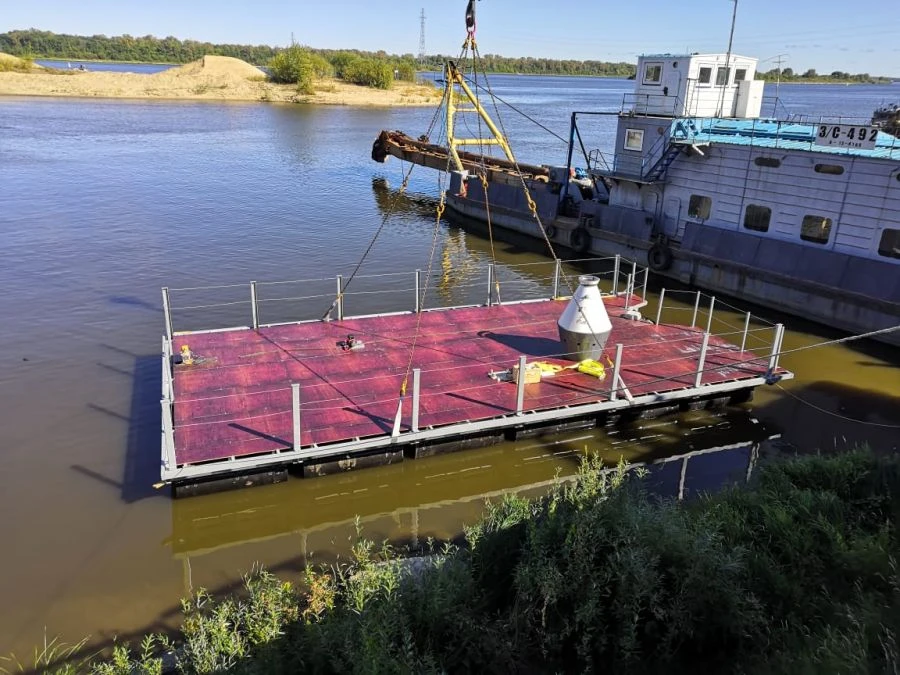 Platform for collecting and storing buoys