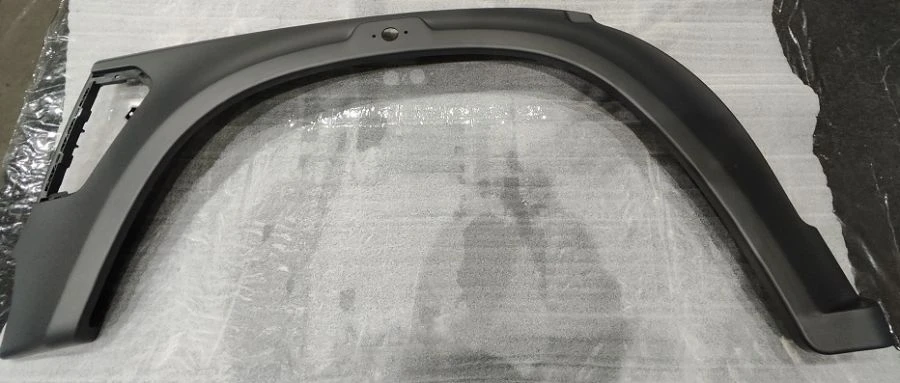 Left front wing arch C41R11-8403027