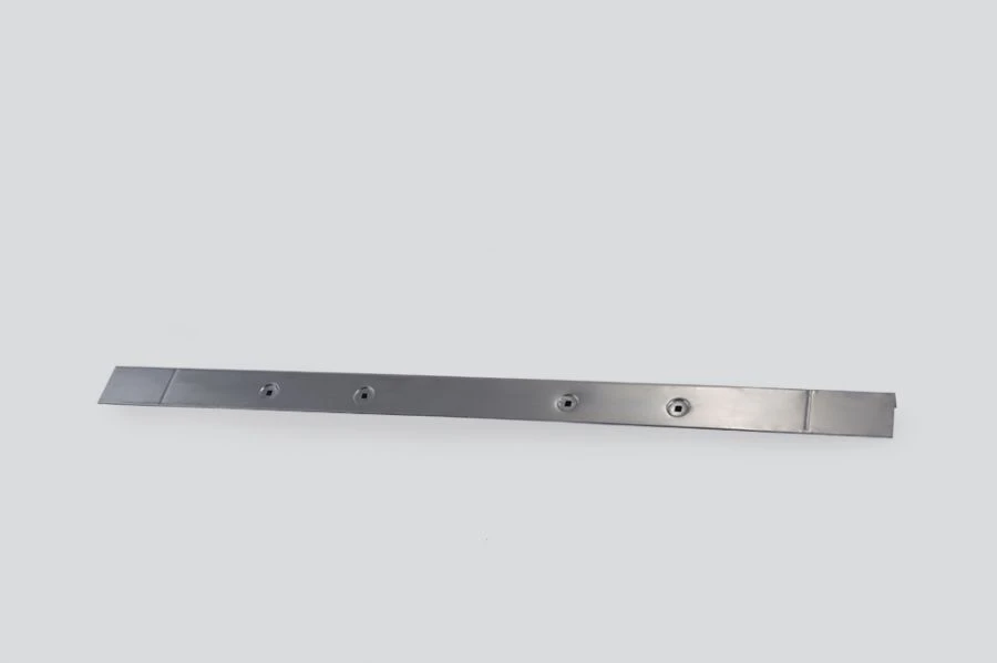 Rear floor cross member 046900510118200