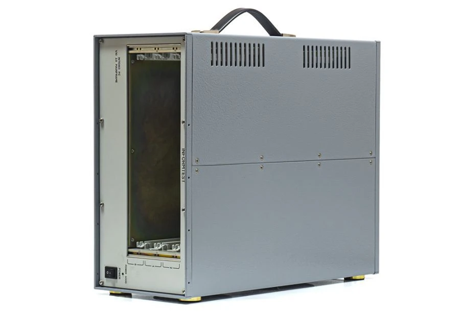 3-slot VXI chassis