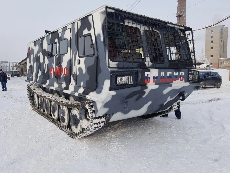 Snowmobiler model TG-126-07