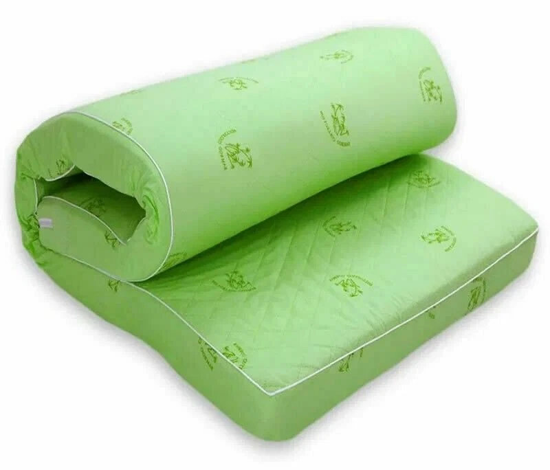 Springless mattresses with top made of mixed fabrics and filled with wadding RV